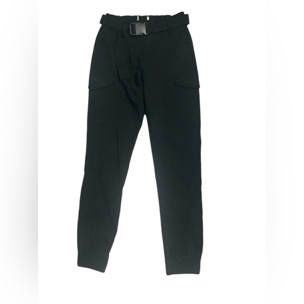 Refuge Women’s Black Utility Gorpcore Belted Cargo Pants